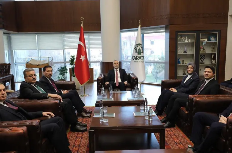 Bakan Vedat Işıkhan Karatay Belediyesi’ni Ziyaret Etti!