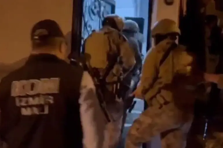 Bakan Yerlikaya duyurdu! 56 ilde Kafes operasyonu: 150 şüpheli yakalandı