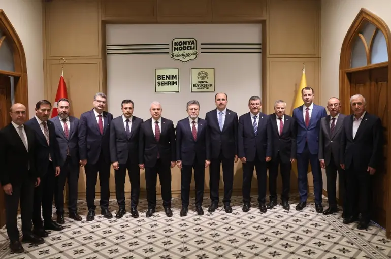 Bakan Yumaklı’dan Konya’ya Ziyaret: Başkan Altay İle Tarım Projeleri Görüşüldü