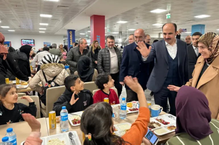 Başkan Altay Konya’daki Depremzedelerin İftar Bereketine Ortak Oldu