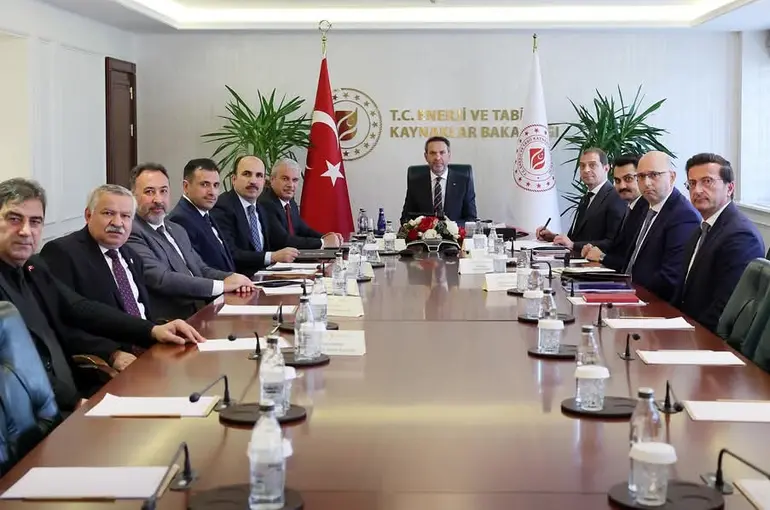 Başkan Altay: “Konya’daki Yatırımlar ve Projeleri Değerlendirdik”