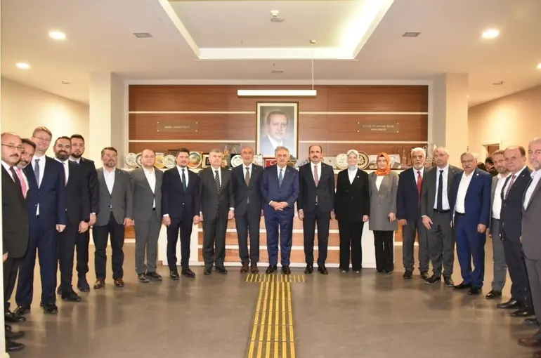 Başkan Altay, Milletvekilleri ve AK Parti İl Yönetimi Genel Başkan Yardımcılarını Ziyaret Etti