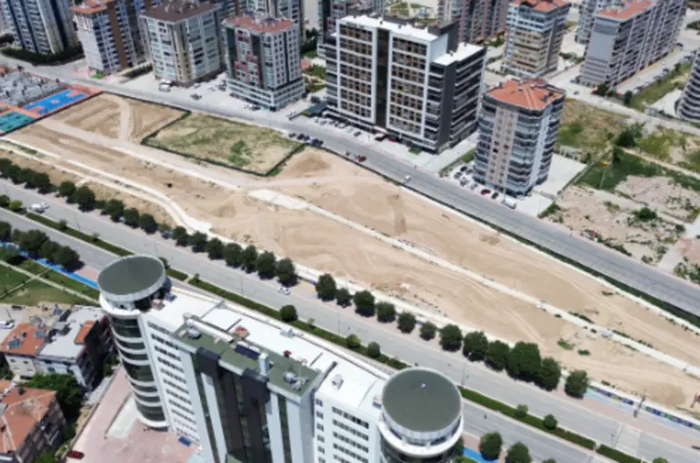 Başkan Altay: “Şefik Can Parkı’nda Üçüncü Etap Çalışmalarımız Sürüyor”