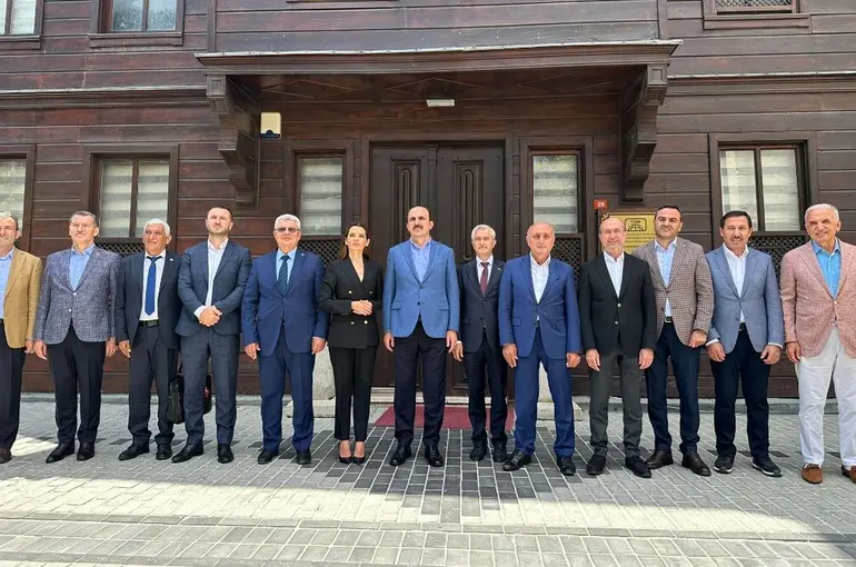 Başkan Altay TDBB Yönetim Kurulu Toplantısı'na Katıldı 