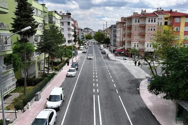 Başkan Altay: “Yaptığımız Düzenlemeyle Malas Caddesi Daha Konforlu Hale Geldi”