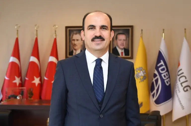 Başkan Altay'dan 24 Kasım Öğretmenler Günü Mesajı!