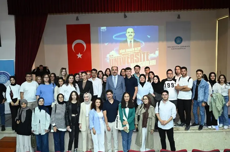 Başkan Altay’dan Üniversiteli Gençlere Müjde! Başvuruları Başladı!