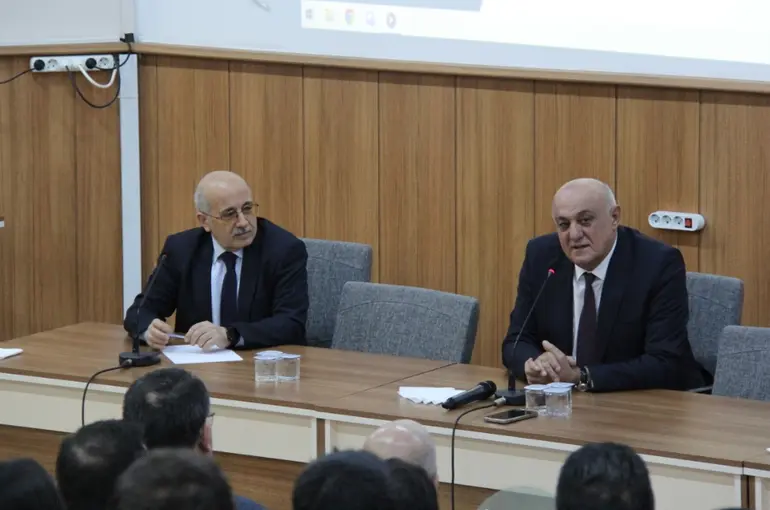 Başkan Erkoyuncu Selçuk Üniversitesi Ziraat Fakültesi Öğrencileriyle Buluştu