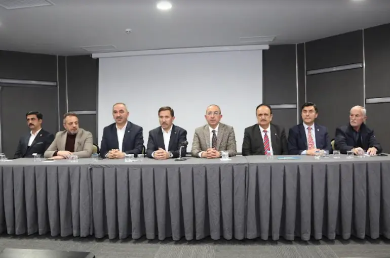 Başkan Hasan Kılca Ve Başkan Mustafa Kavuş, Konya Merkezdeki Taşkentilerle Buluştu