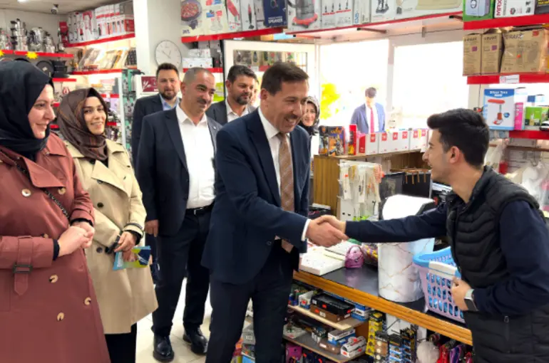 Başkan Hasan Kılca ve İlçe Başkanı Mehmet Genç Esnaf ve Vatandaşları Ziyaret etti