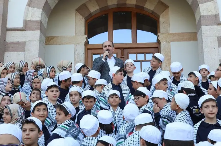 Bilgehane Hafızlık Öğrencileriyle Buluşan Başkan Altay: “Bu Güzellik En Çok Konya’ya Yakışıyor”