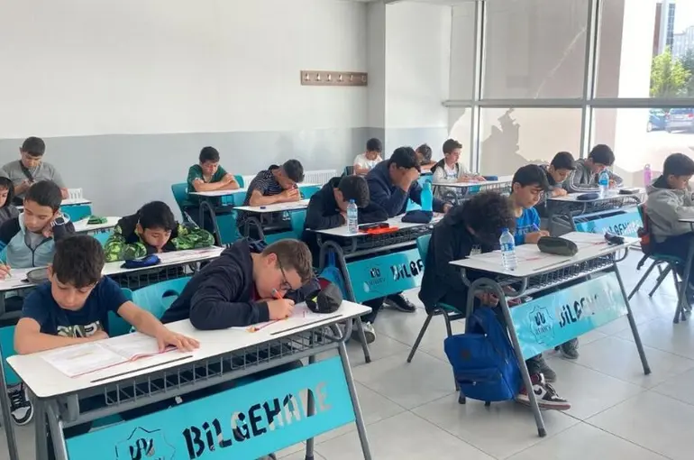 Bilgehanelerden LGS Yıldızları Projesi!