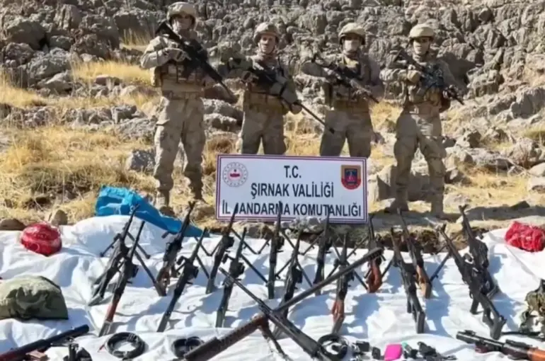 Bölücü Terör Örgütüne ‘’Gürz-18” Operasyonu! 5️5️ Mağara ve Sığınak İmha Edildi!