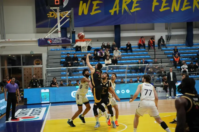 Büyükşehir İkinci Yarıya Galibiyetle Başladı