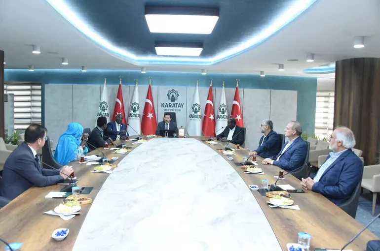 Çad Heyeti Karatay’ı Ziyaret Etti