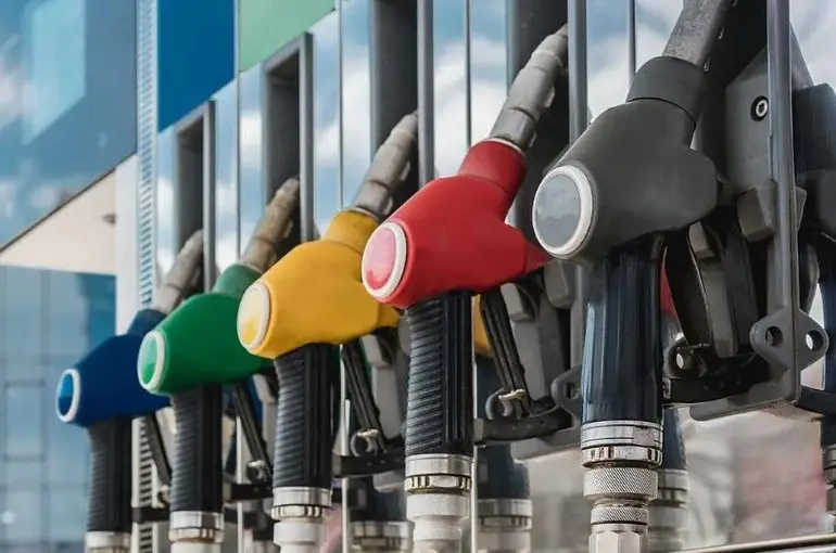 ÇİFTE İNDİRİM SONRASI KONYA’DA GÜNCEL AKARYAKIT FİYATLARI