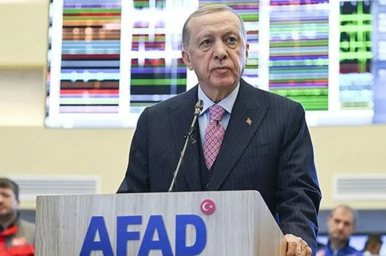 Cumhurbaşkanı Erdoğan :Acılı ailelere 100 bin TL acil ihtiyaç yardımı, Mart başı itibarıyla 30 bin konutun inşasına hemen başlıyoruz