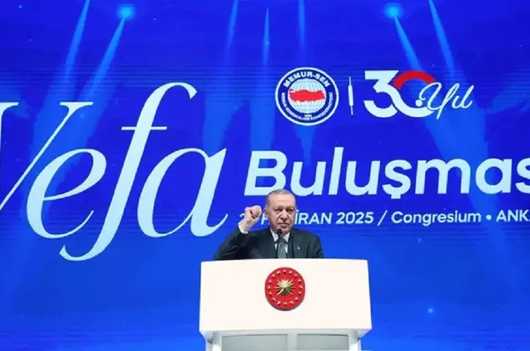 Cumhurbaşkanı Erdoğan: Bölge barışı için saldırılara karşı açık ve net duruş sergiliyoruz!