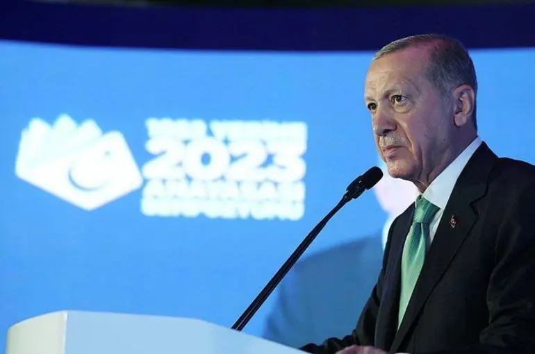 Cumhurbaşkanı Erdoğan Türkiye Yüzyılı anayasası için çağrı yaptı: “Sivil ve Demokratik bir Anayasa”