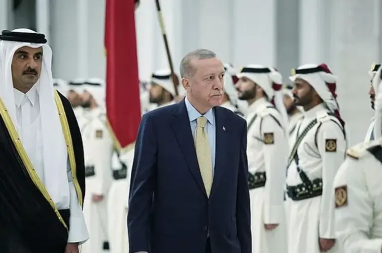 Cumhurbaşkanı Erdoğan ve Katar Emiri Al Sani'den 12 işbirliği anlaşması ve Gazze'deki son durum görüşmesi