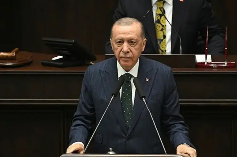 Cumhurbaşkanı Erdoğan’dan başıboş köpek sorununa çözüm: Bakımevi, sahiplendirme, kısırlaştırma, çip ve sıkı takip!