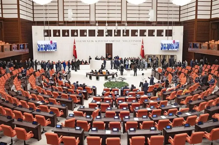 Emekliler, işçiler, gençler, memurlar ve ev kadınlar için İkinci torbada müjdeler var! 