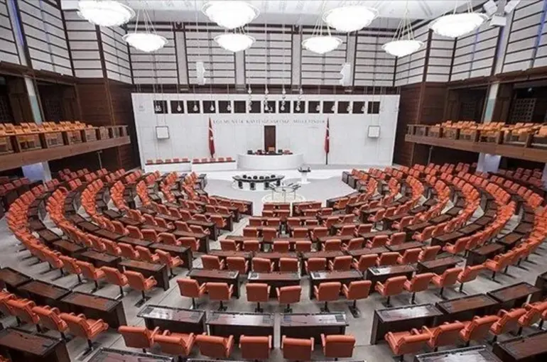 Emekliye 7 büyük destek geliyor! İşte Meclis'e gelecek emekli yasası!