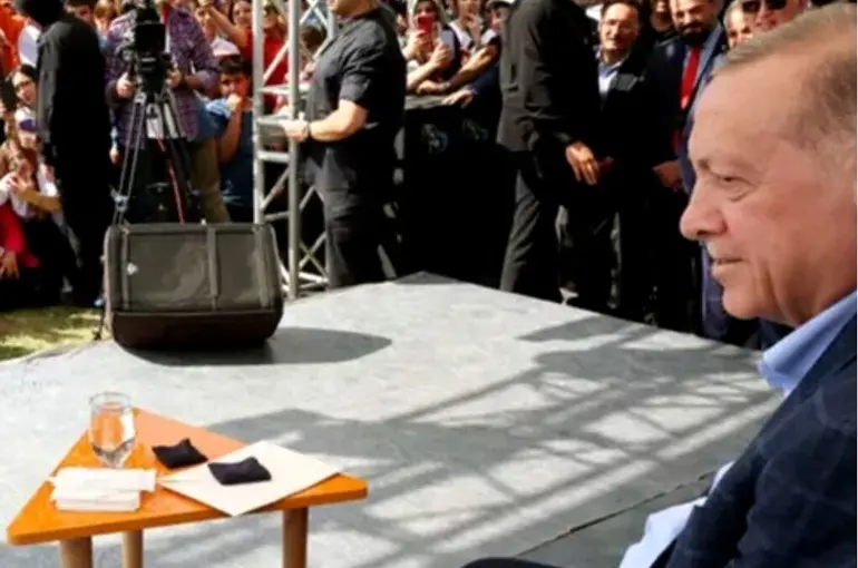 Erdoğan'dan deprem bölgesine yatırım müjdesi