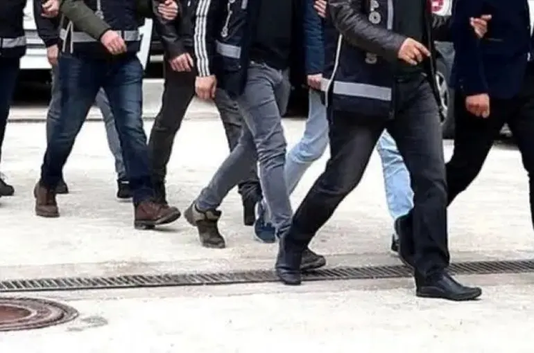 FETÖ’nün Hava Kuvvetleri Yapılanmasında 8 Tutuklama!