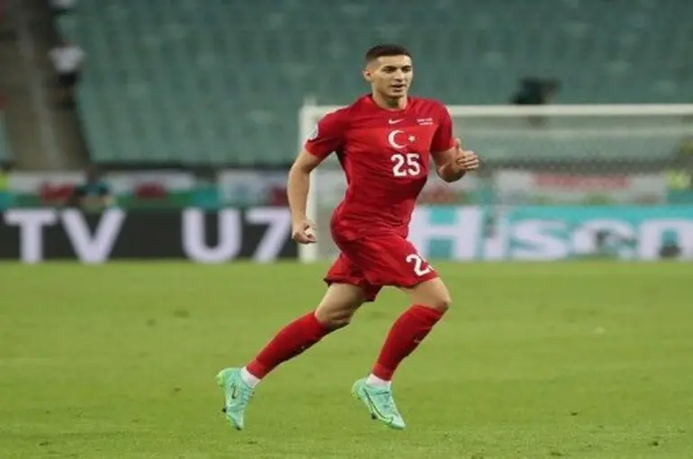 Galatasaray’da hedef Mert Müldür