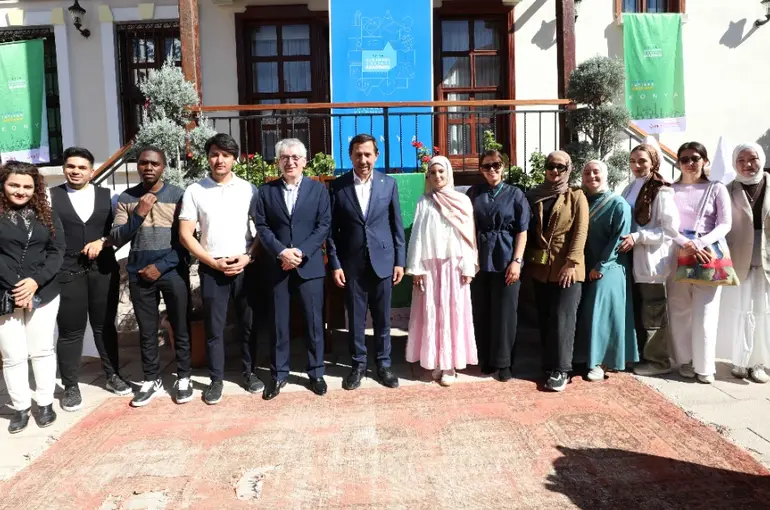 Geleneksel Türk Sanatları Öğrenci Sergisi Karatay’da Açıldı