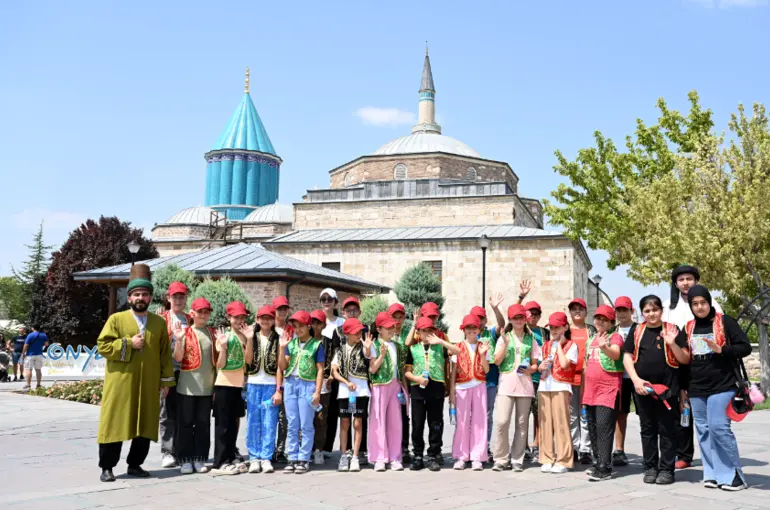 Genç KOMEK Öğrencileri Konya’nın Tarihi Şahsiyetlerini Yakından Tanıyor