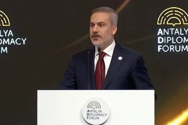 Hakan Fidan'dan Dünyaya Çağrı: Gazze'de Garantörlüğe Hazırız