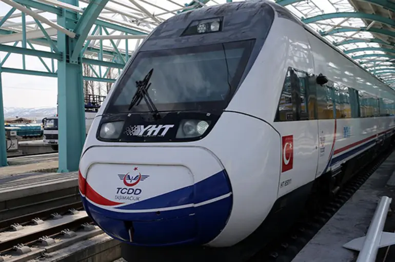 Hızlı trene zam geldi! Konya- İstanbul arası 337 liraya çıktı