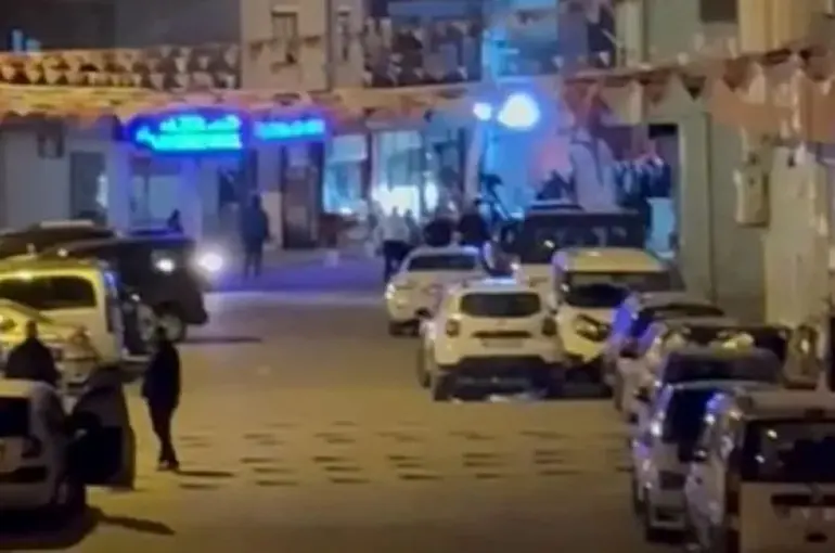 İzmir'de Emniyet Güçlerine Silahlı Saldırı! 2'si Ağır 3 Polis Yaralı!