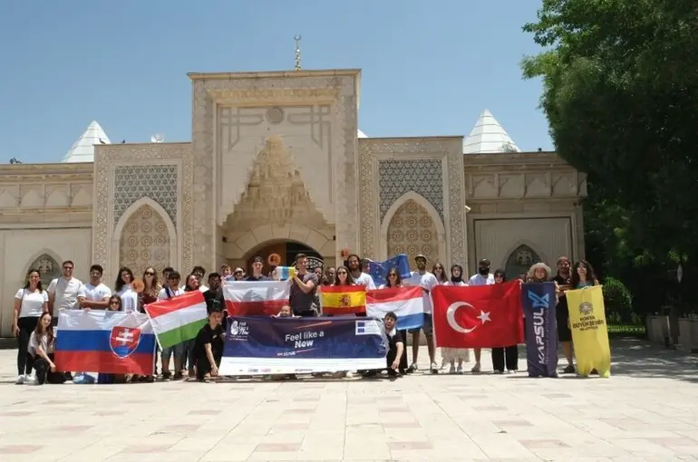 Kapsül Teknoloji Platformu'ndan Uluslararası Gençlere Girişimcilik Eğitimi