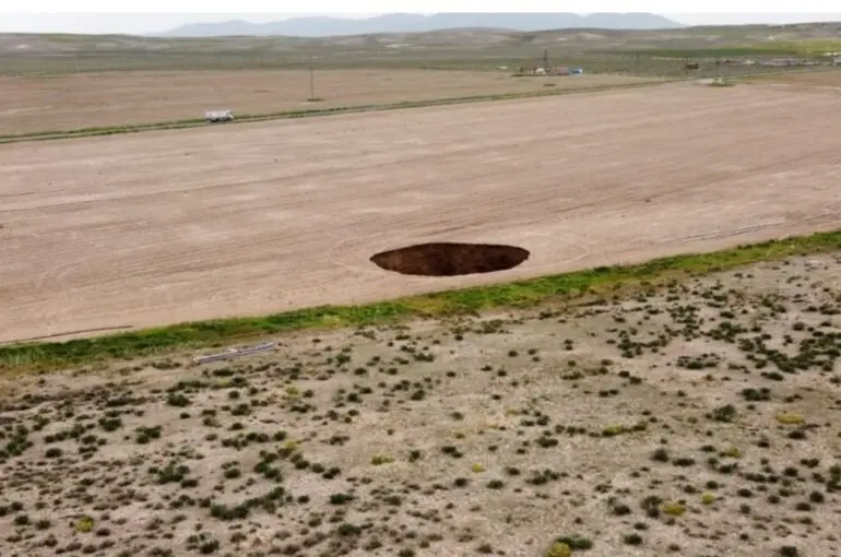 Karapınar’da yeni obruk