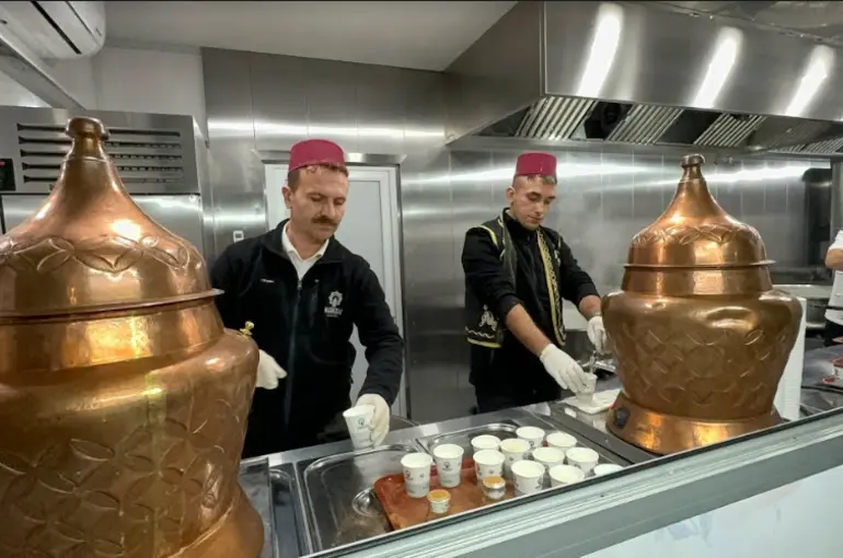 Karatay Belediyesi Vuslat’ın 750. Yıl Dönümünde Mevlana Dostlarına Sahlep İkram etti