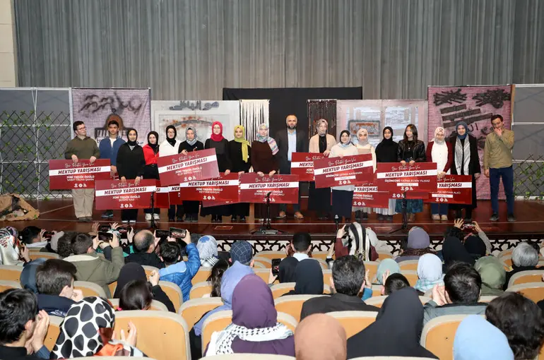 Karatay Gazze’deki Zulüm Ve Soykırımı Gündemde Tutmaya Devam Ediyor