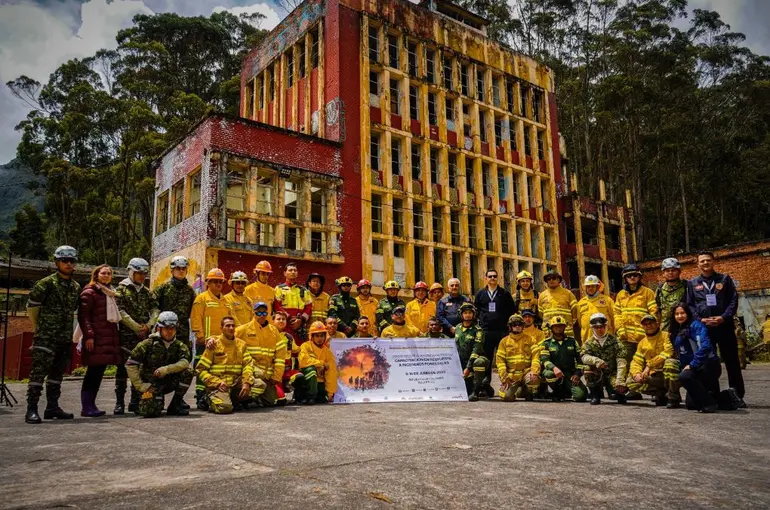 Konya İtfaiyesi TİKA İşbirliğiyle Kolombiyalı İtfaiyecilere Eğitim Verdi!