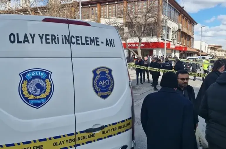 Konya Kadınlar Pazarı'nda Silahlı Saldırı: 1 Kişi Ağır Yaralandı!