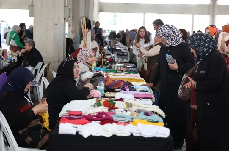 Konya KOMEK Pazarında Anneler Günü Etkinliği !