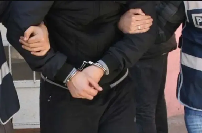 Konya merkezli 4 ilde FETÖ’ye operasyon: 4 kişiye gözaltı!