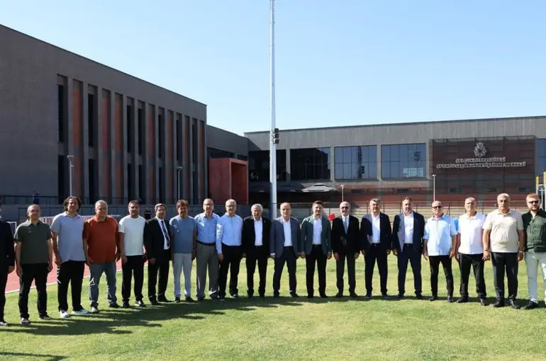 Konya Milletvekillerinden Selçuklu Sporcu Seçme ve Yetiştirme Merkezi'ne Övgü