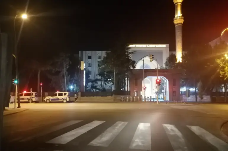 Konya Necmettin Erbakan Üniversitesi İlahiyat Fakültesinde silahlı kavga