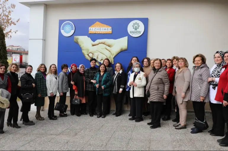 Konya Protokolünün Eşleri Alzheımer Hastaları İle Bir Araya Geldi