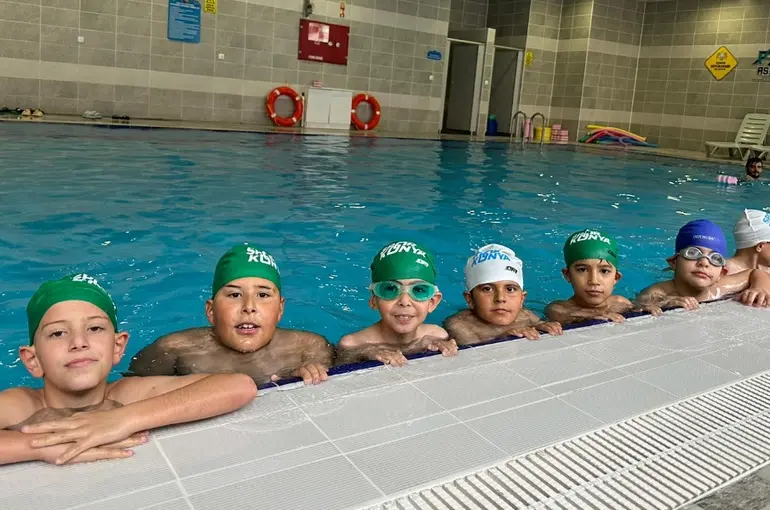 Konya’da Çocuklar Yüzmeyle Buluşuyor: 20 İlçede 15 Bini Aşkın Öğrenci Eğitim Alıyor