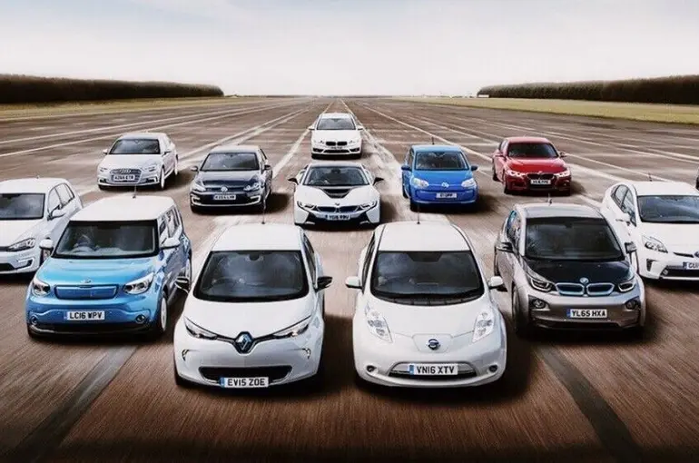 Konya'da esnaf 2. el araçlarda 6 ay 6 bin kilometre şartı ile fiyatların düşeceğini düşünüyor