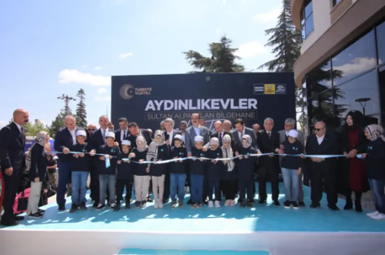 Konya’daki 20. Bilgehane Dualarla Açıldı