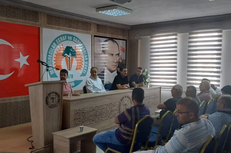 Konya’daki mobilya mağazaları Pazar günü kapanacak mı?